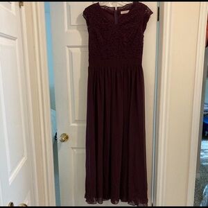 Elegant Purple Lace Evening Gown